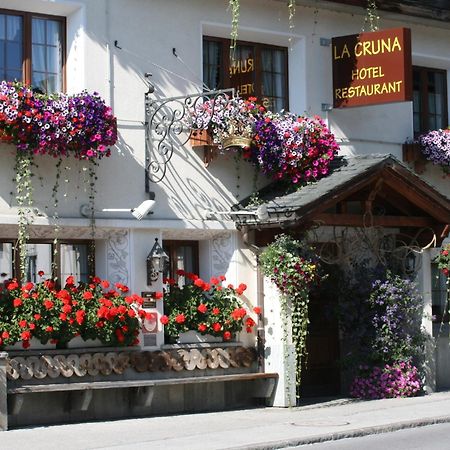 Hotel La Cruna Sedrun Exteriör bild